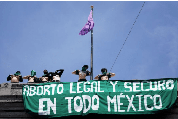 Denuncian a alumna de la BUAP por presuntamente promover abortos clandestinos