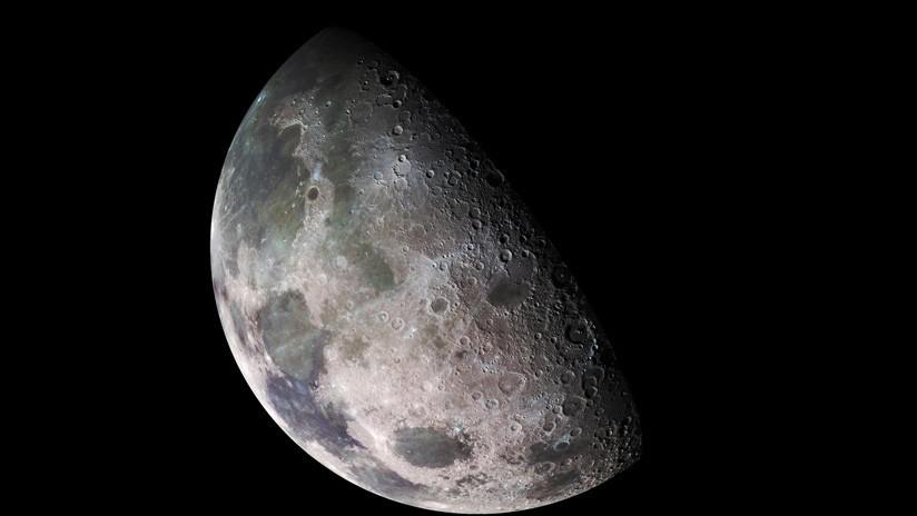 Astronautas dicen que la luna huele mal