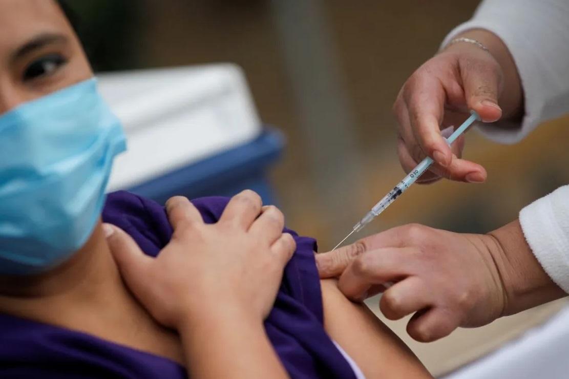 Comienza el registro para personas de 50 a 59 años para recibir la vacuna contra COVID-19