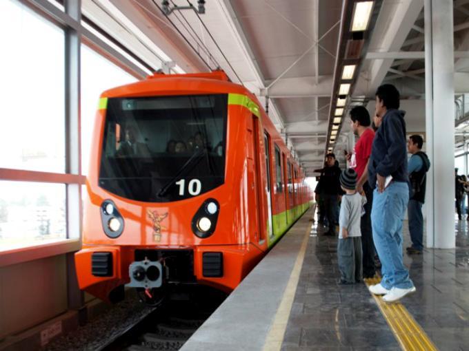 Implementan uso de cubrebocas para trabajadores del Metro 