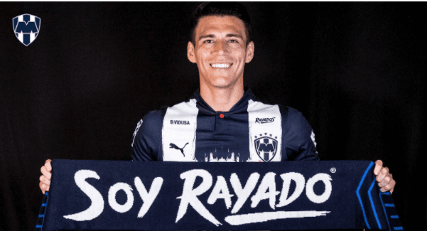 ¡Héctor Moreno llega a Monterrey!