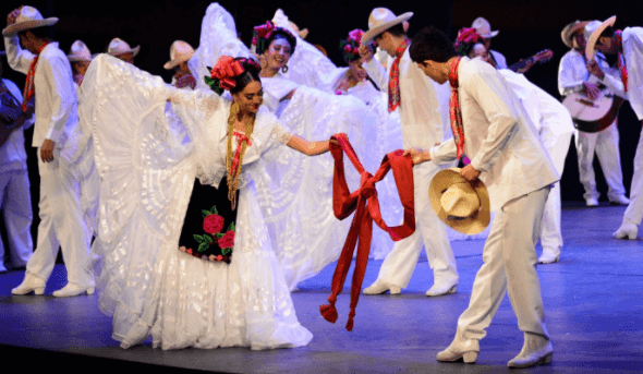 Checa las fechas del Ballet Folklórico de Amalia Hernández en el Teatro de la Ciudad Esperanza Iris