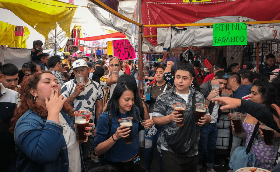 Habrá revisión en las chelerías de Tepito luego de registrarse aglomeración de jóvenes