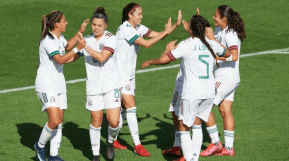 FMF buscaría que selección femenil pague castigo por grito homofóbico en partido del Tri varonil