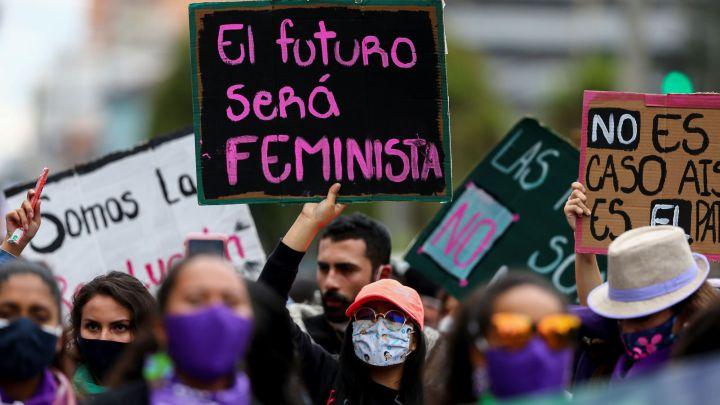 Convoca a las mexicanas a integrarse a la marcha del 8M