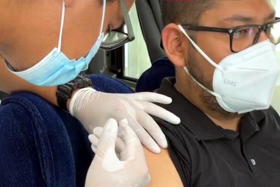 AMLO confirma refuerzo de ella vacuna Cansino para maestros