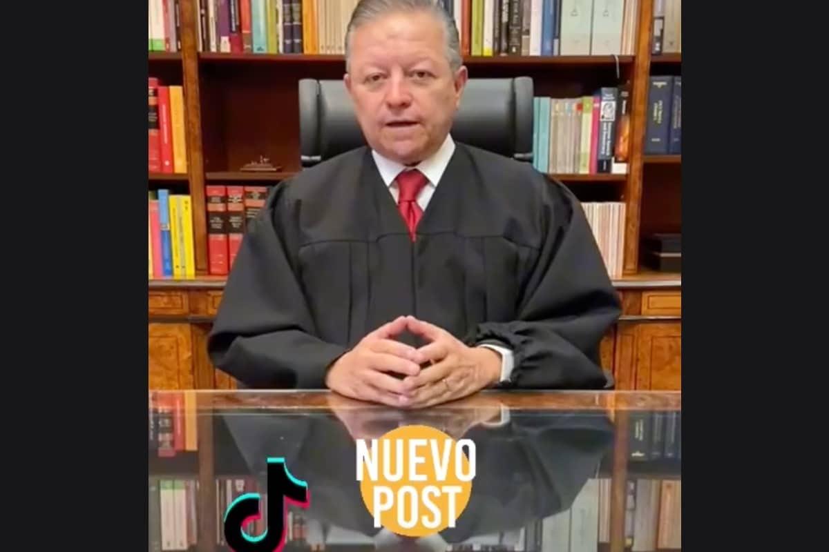Arturo Zaldívar abre su cuenta de TikTok