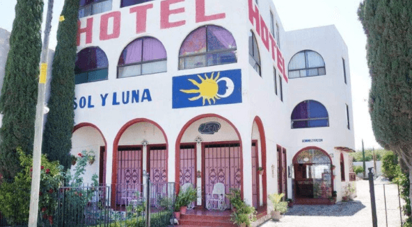 Localizan a 22 extranjeros secuestrados en un hotel de San Luis Potosí