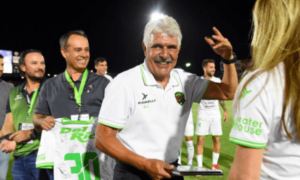 FC Juárez rinde un homenaje al Tuca Ferreti