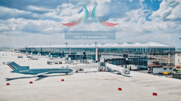 Tardarás 45 minutos en llegar al Aeropuerto de Santa Lucía desde el Centro en tren