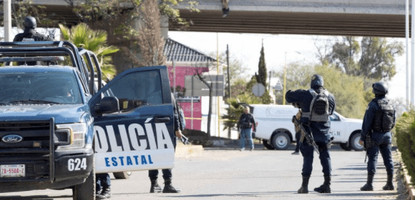 Violencia en Zacatecas deja 8 personas colgadas