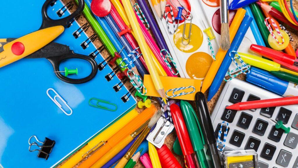 Tips para ahorrar en los útiles escolares