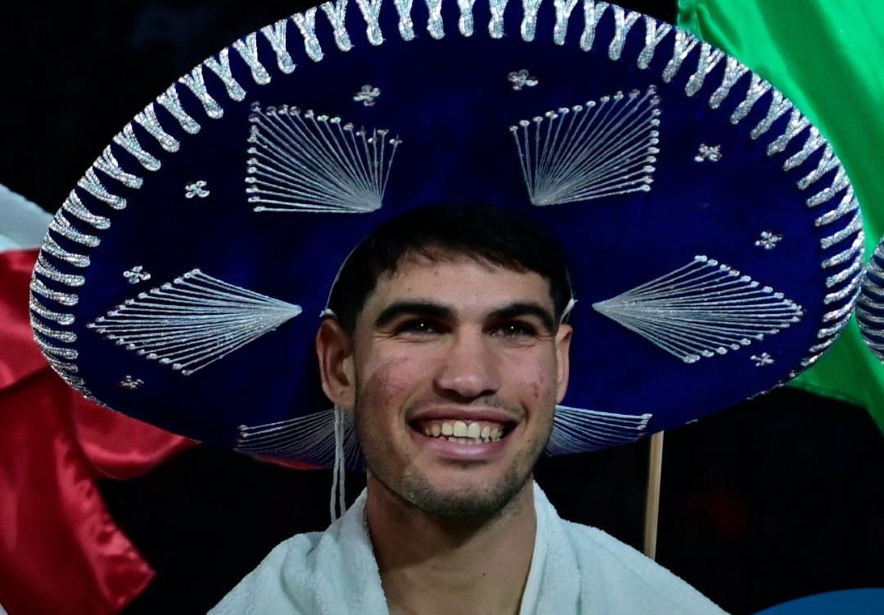 Carlos Alcaraz se llevó la noche en la Plaza México 