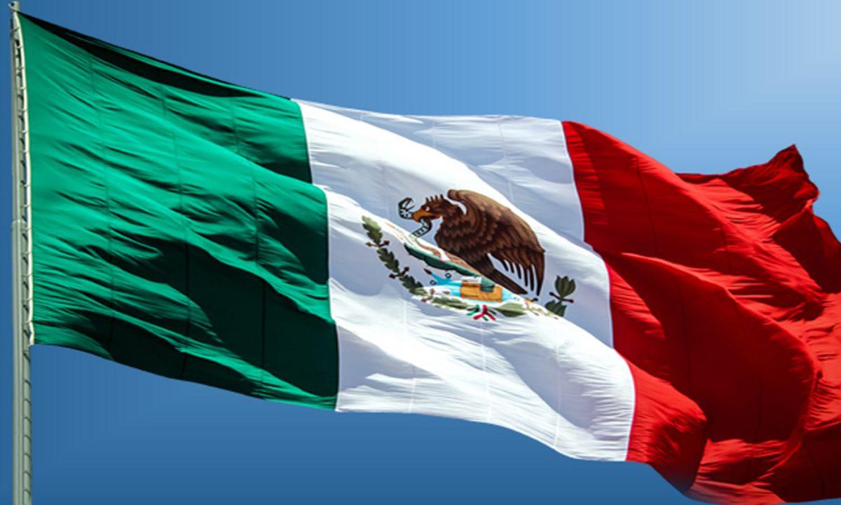 24 de febrero Día de la Bandera 