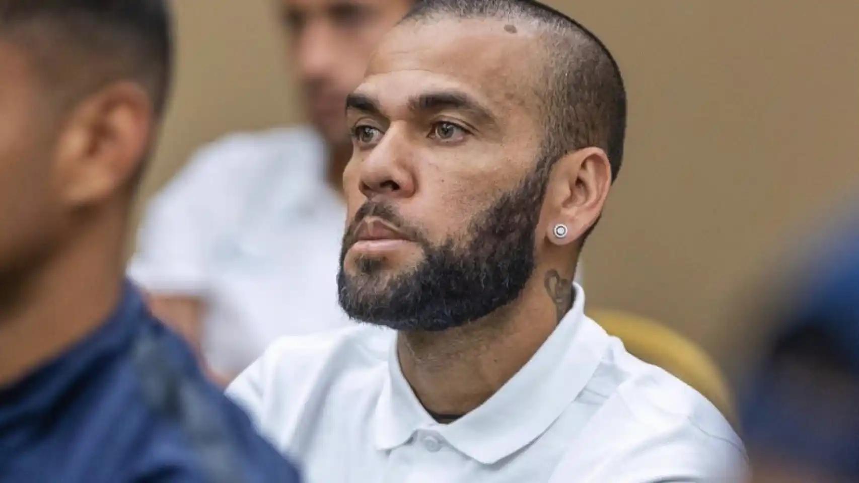 Dani Alves pide libertad provisional