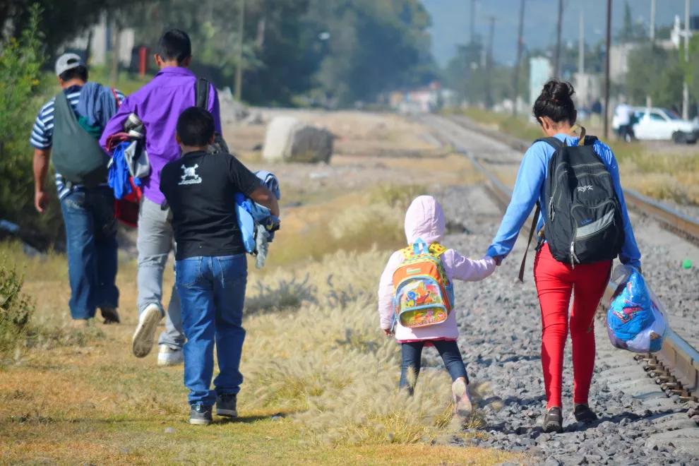 El gobierno de México está en conversaciones para extender el apoyo económico  a migrantes