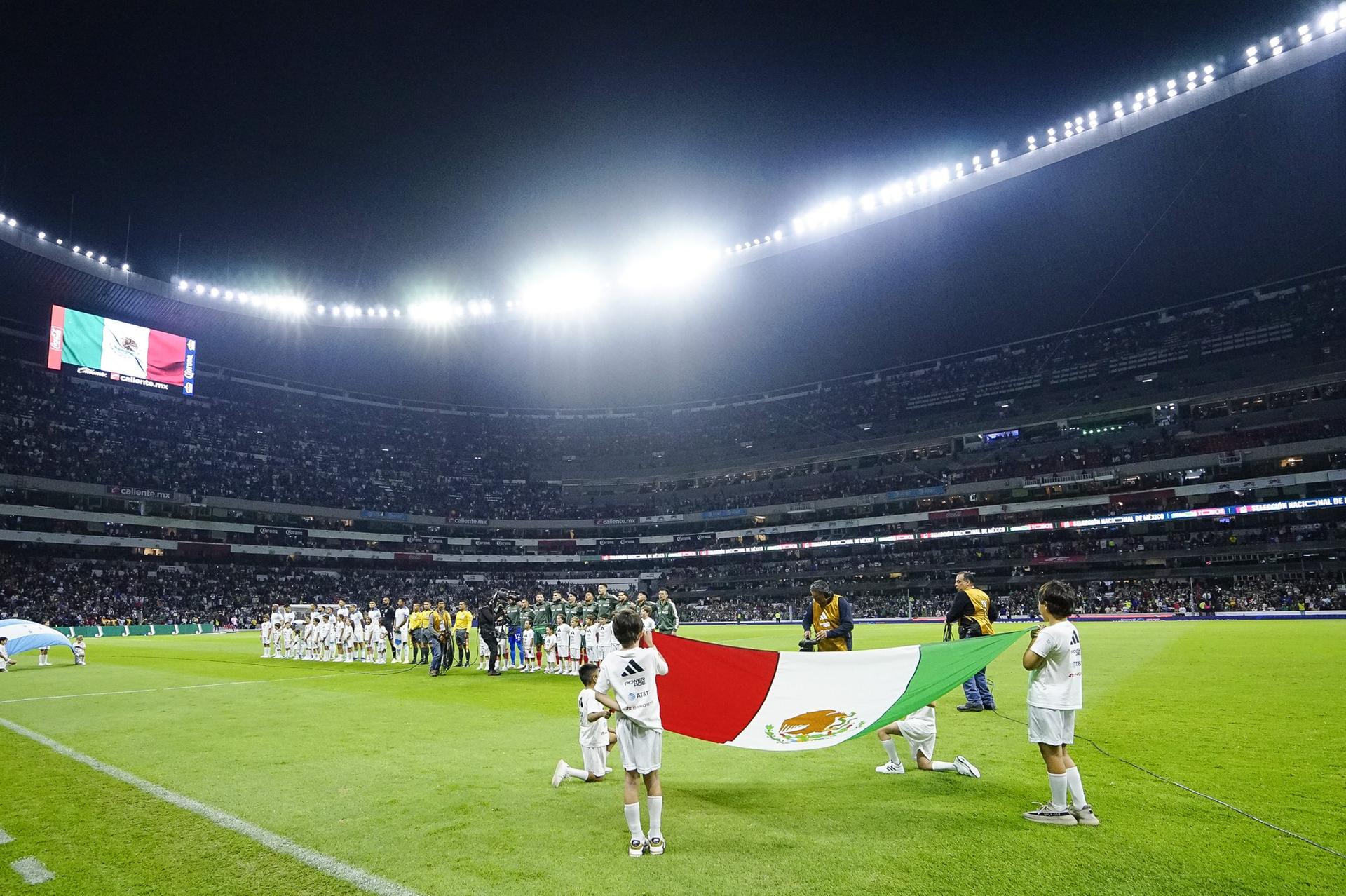 Jimmy Lozano ya tiene a los 23 jugadores para el encuentro entre México y Panamá 