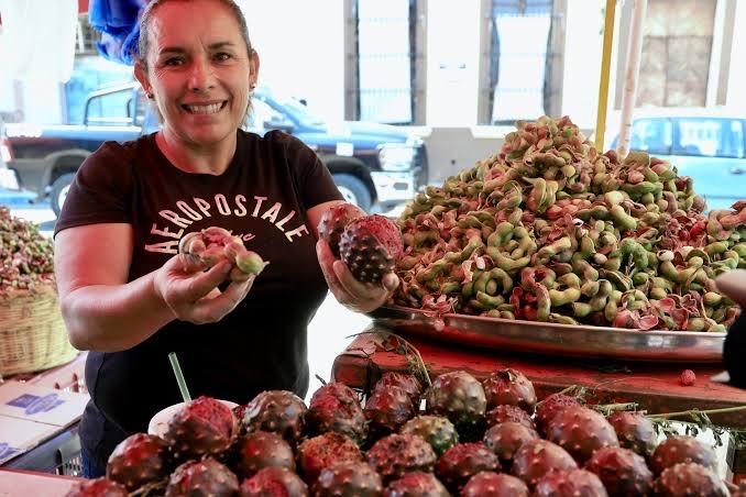 Llegan las pitayas a las 9 esquinas de Guadalajara