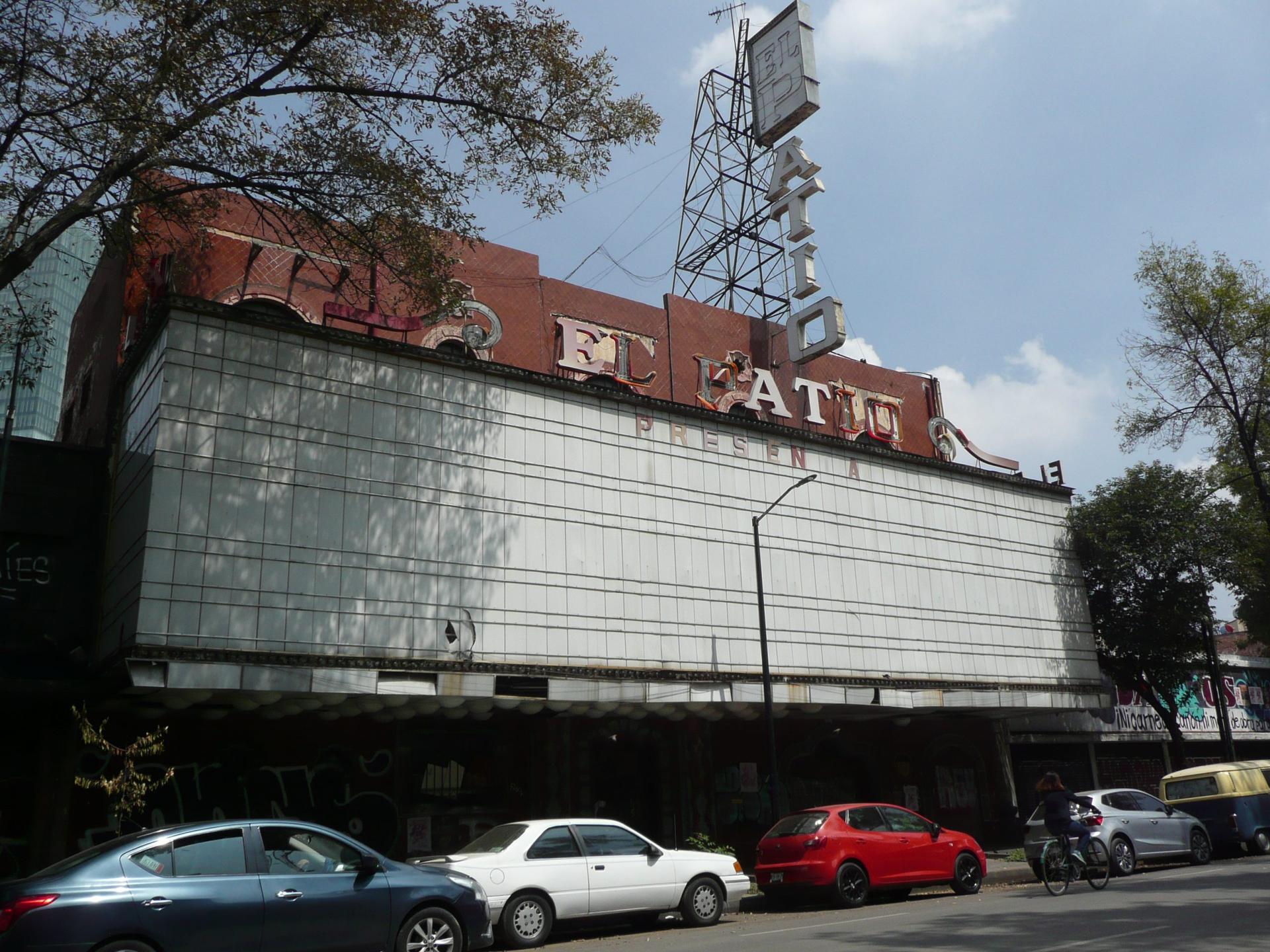 Se derrumbó el centro de espectáculos “El Patio” 