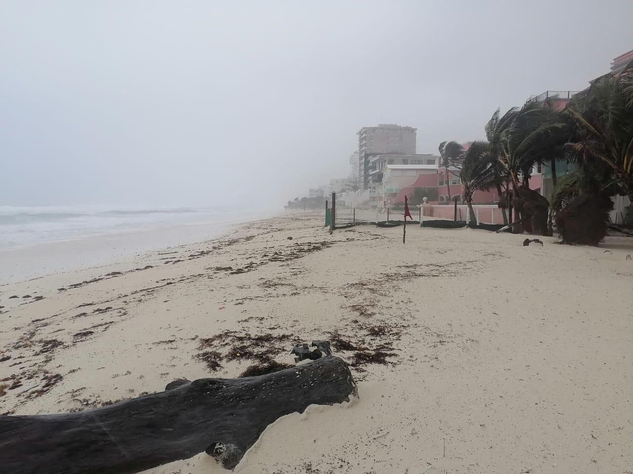 Beryl se degrada a tormenta tropical