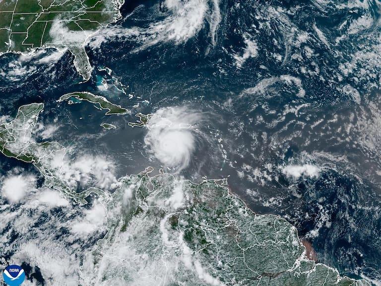 Beryl podría impactar México como huracán Categoría uno 