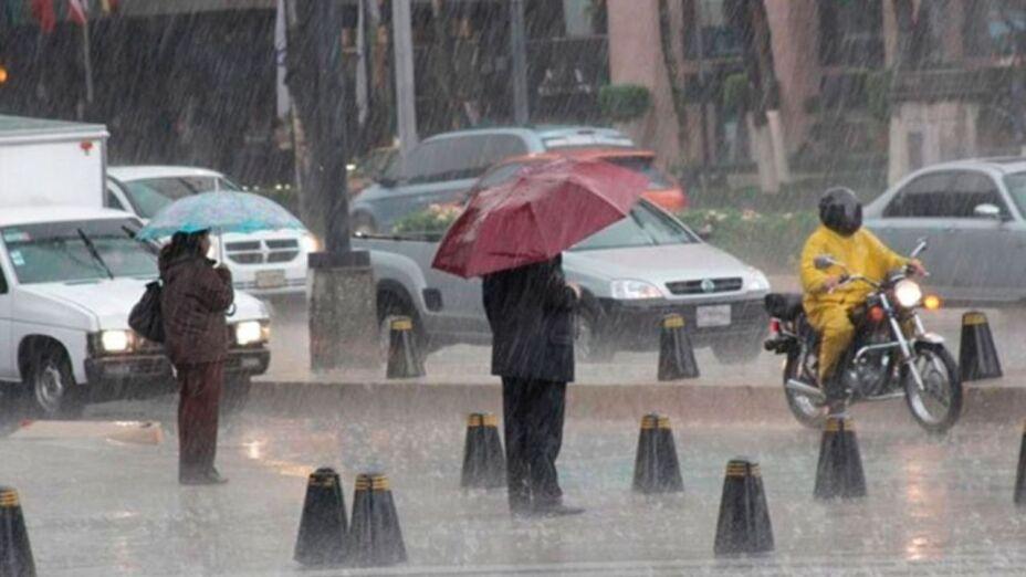 Chris toca tierra en Veracruz y provoca lluvias en 13 estados de la República