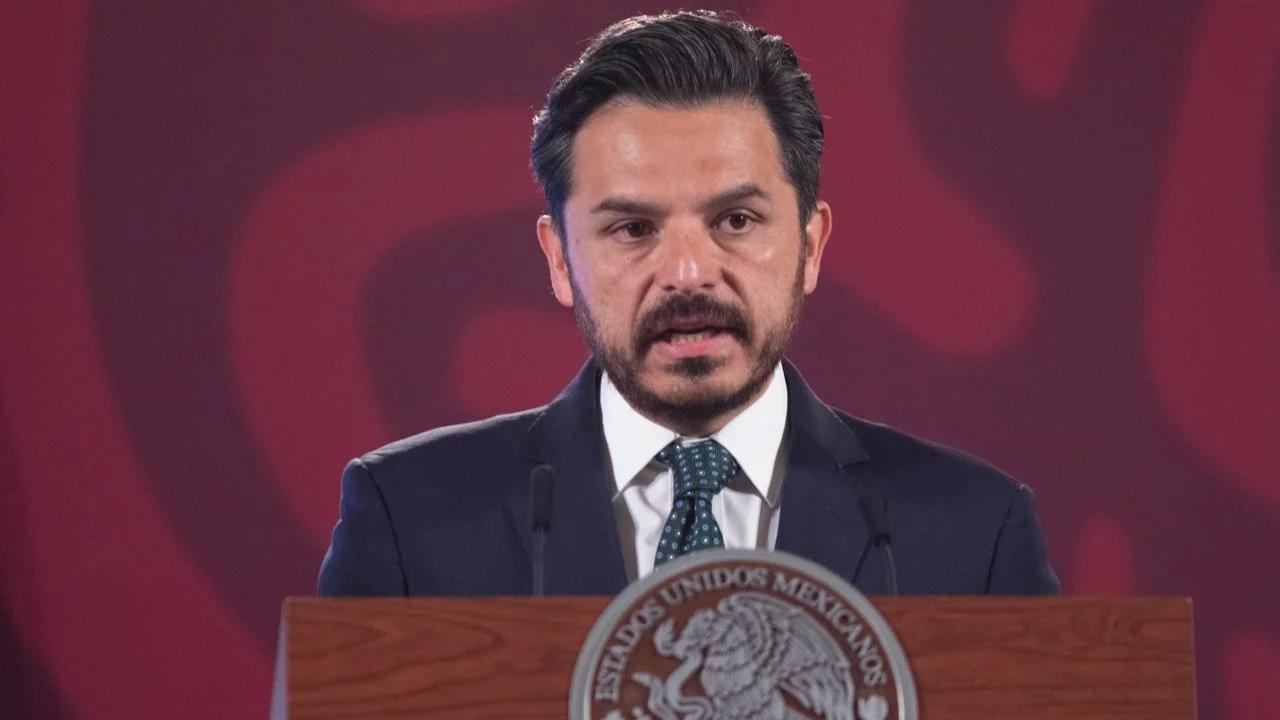Zoé Robledo permanecerá al frente del IMSS
