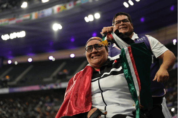 Gilda Guadalupe Cota Vera gana medalla de plata en impulso de bala F33
