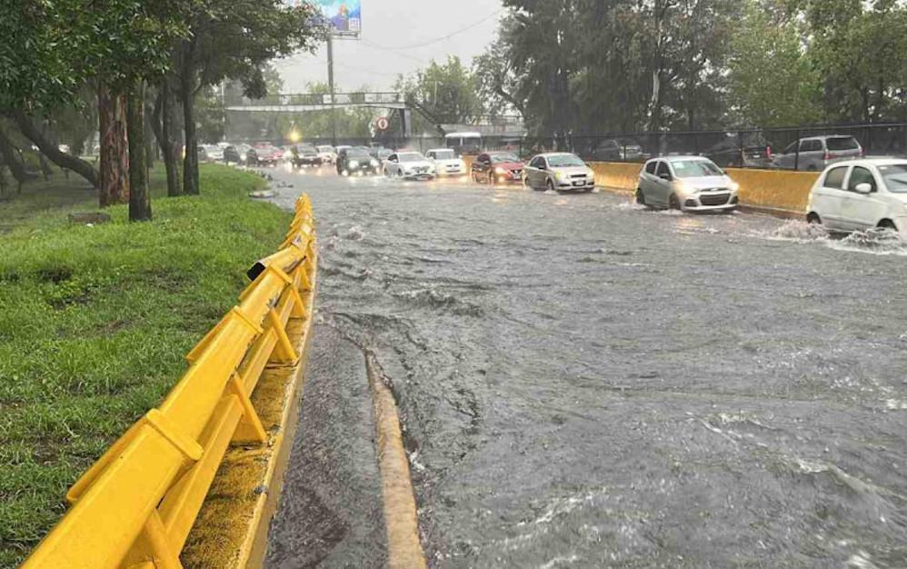 Fuertes lluvias afectan a la CDMX y el Edo Mex
