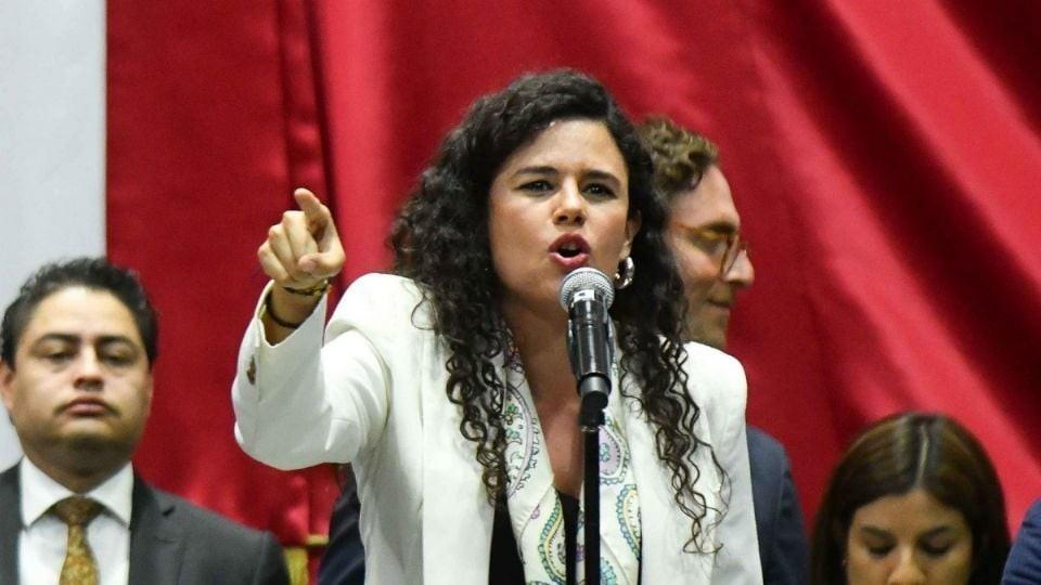 Luisa María Alcalde entrega última informe de López Obrador