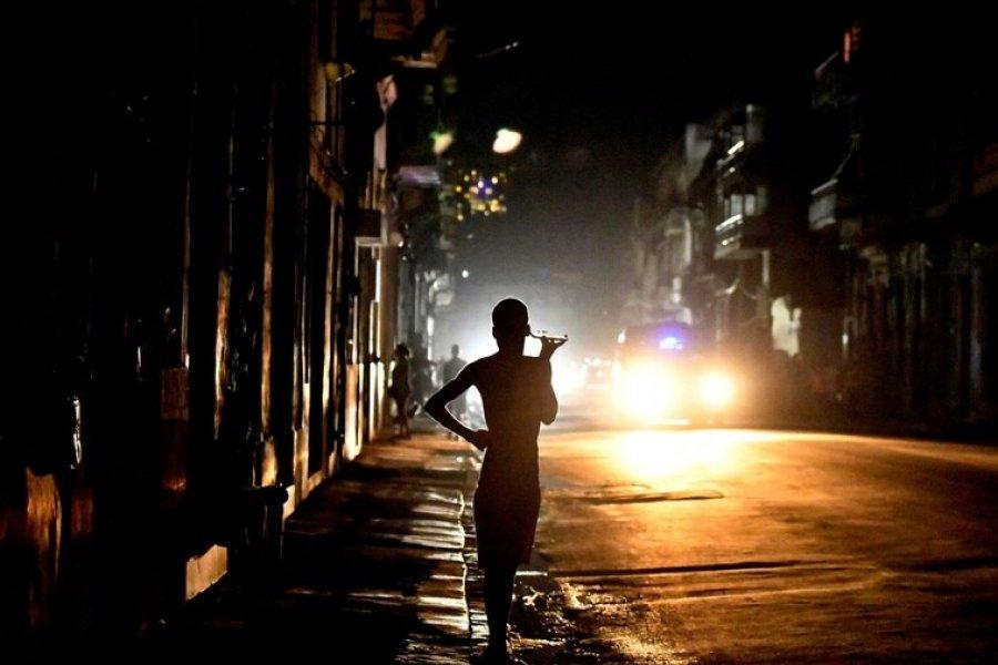 CFE ofrece apoyo a Cuba por apagones masivos