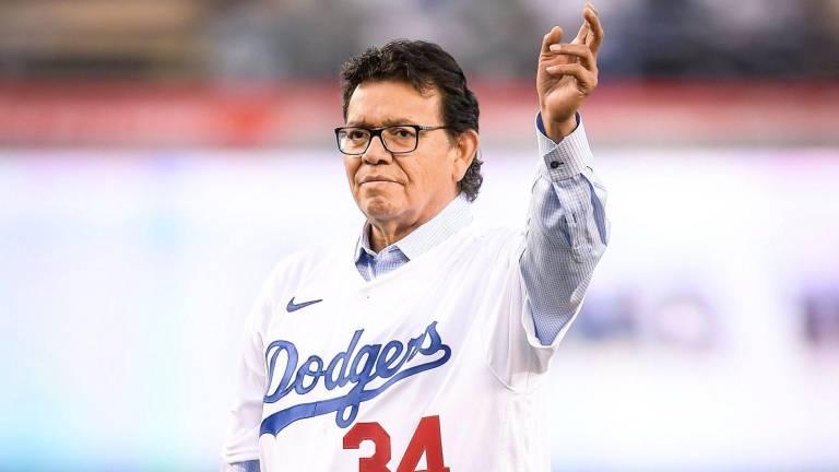 Reportan a Fernando Valenzuela internado en estado grave