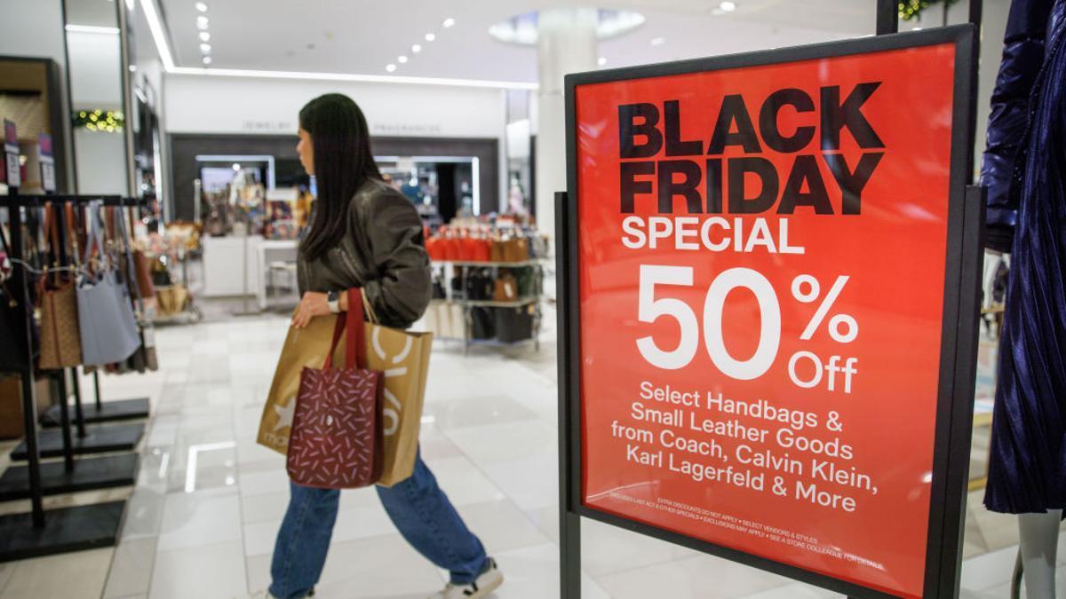 Turistas mexicanos prefieren aprovechar el Black Friday en Estados Unidos 