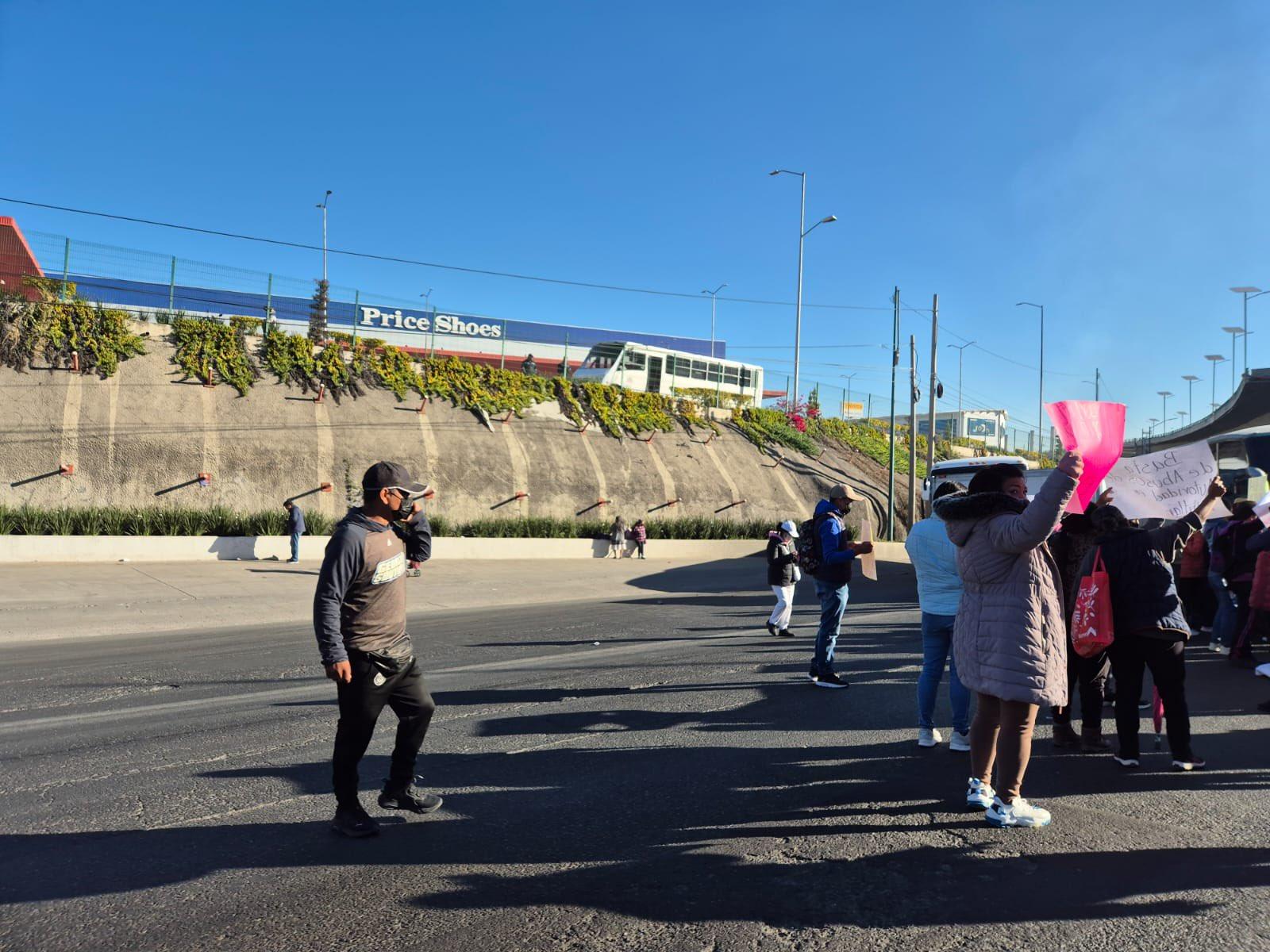 Nuevo bloqueo en la México- Querétaro 