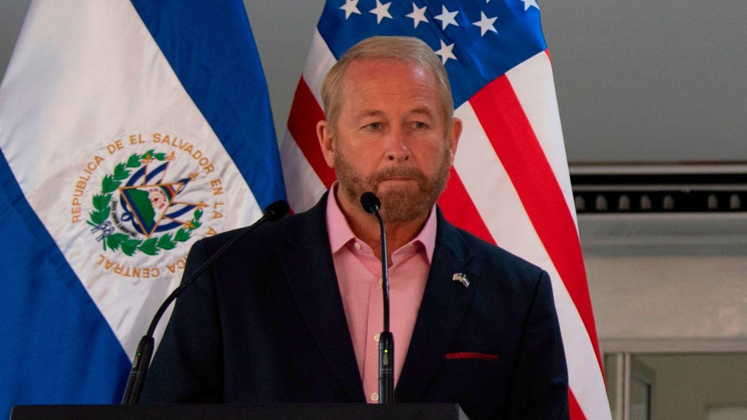 Donald Trump nomina a Ron Johnson como embajador en México 