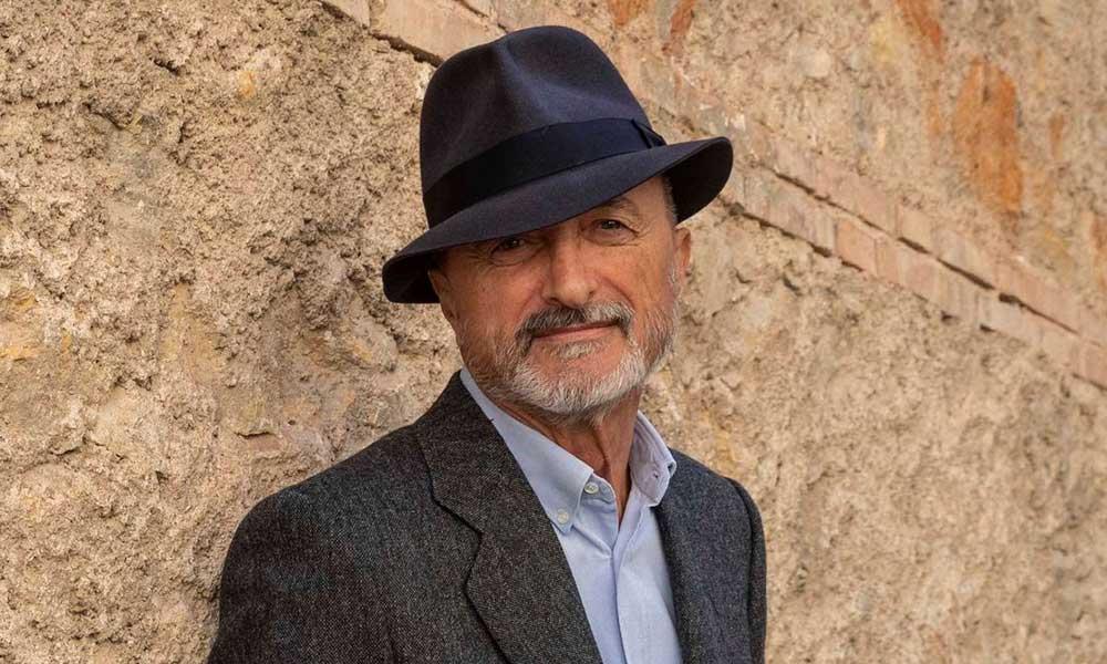La isla de la mujer dormida, el nuevo libro de Arturo Pérez-Reverte