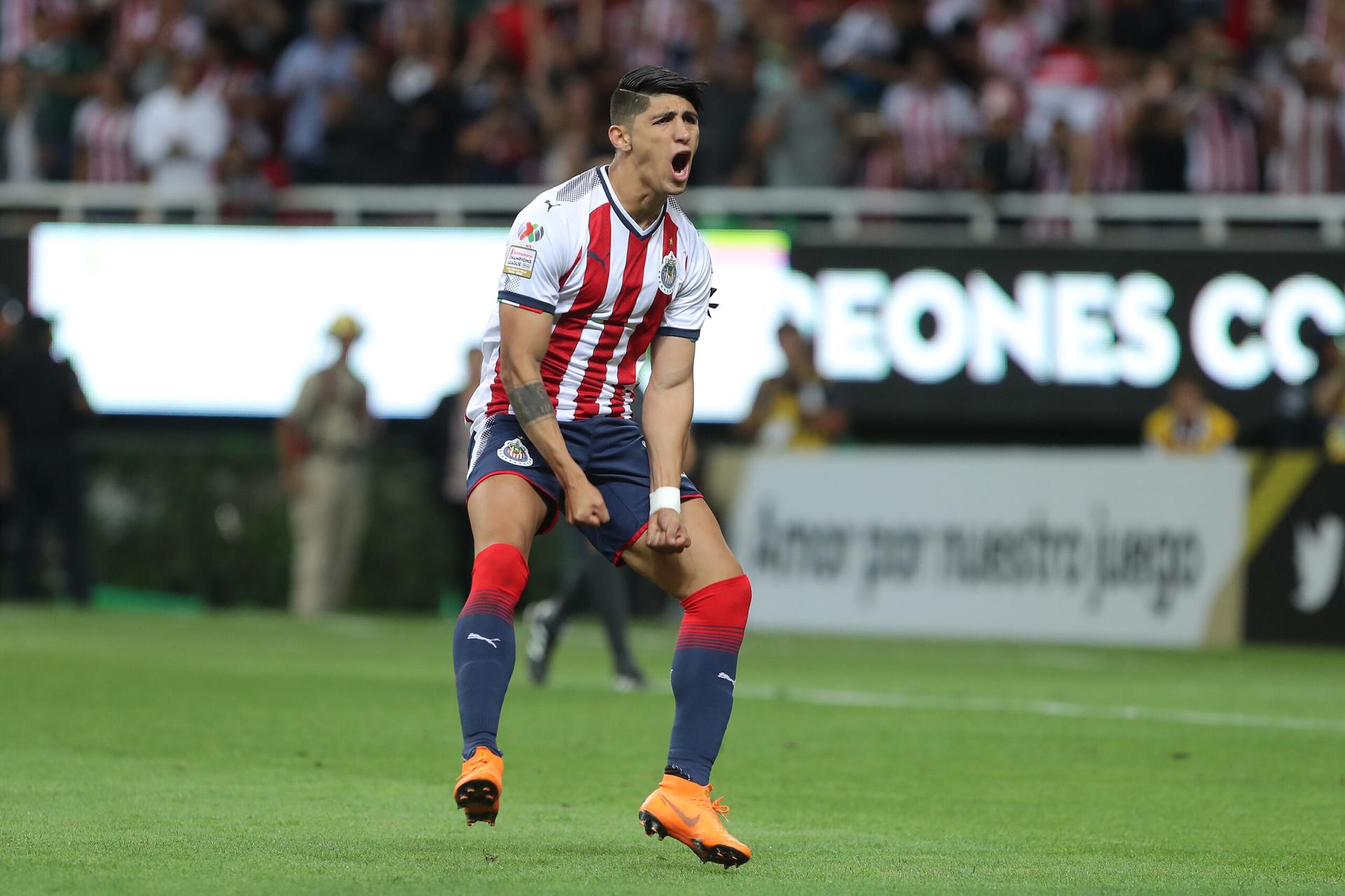 Alan Pulido regresa a Chivas 