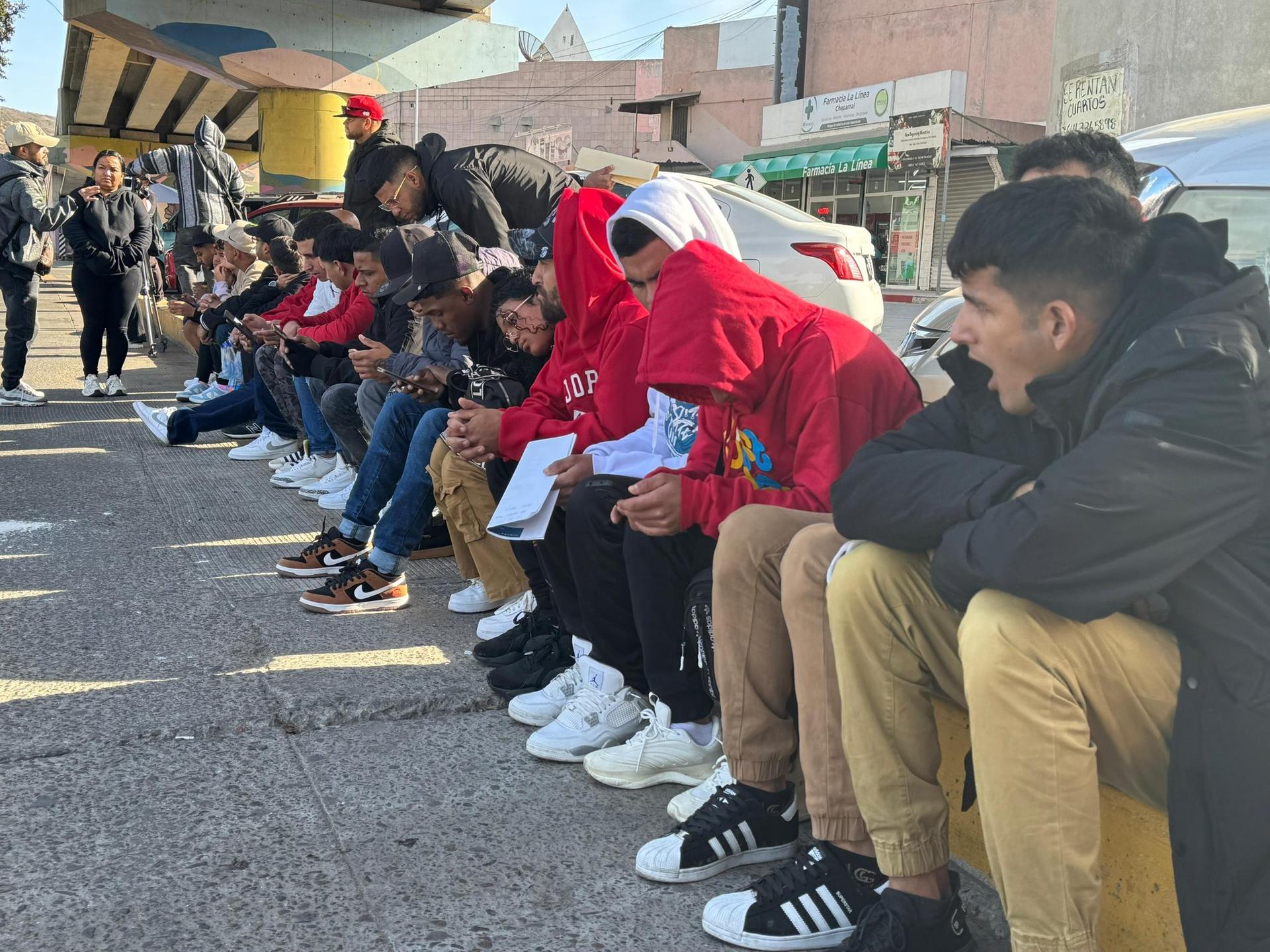En México hay 270 mil migrantes varados por el cierre de CBP One