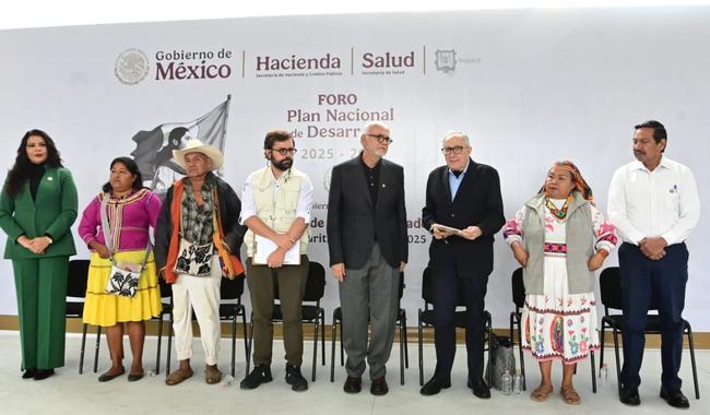 Presentan en Tepic, prioridades en materia de salud para Plan Nacional de Desarrollo