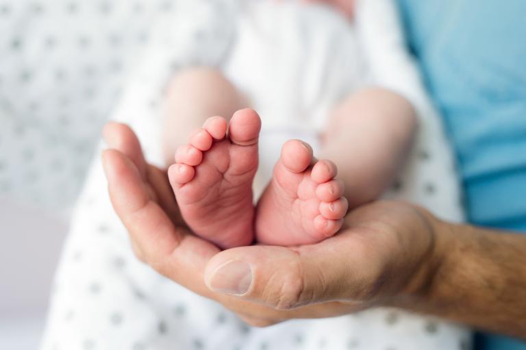 Bebé abandonado en Tultitlán se encuentra estable en el hospital