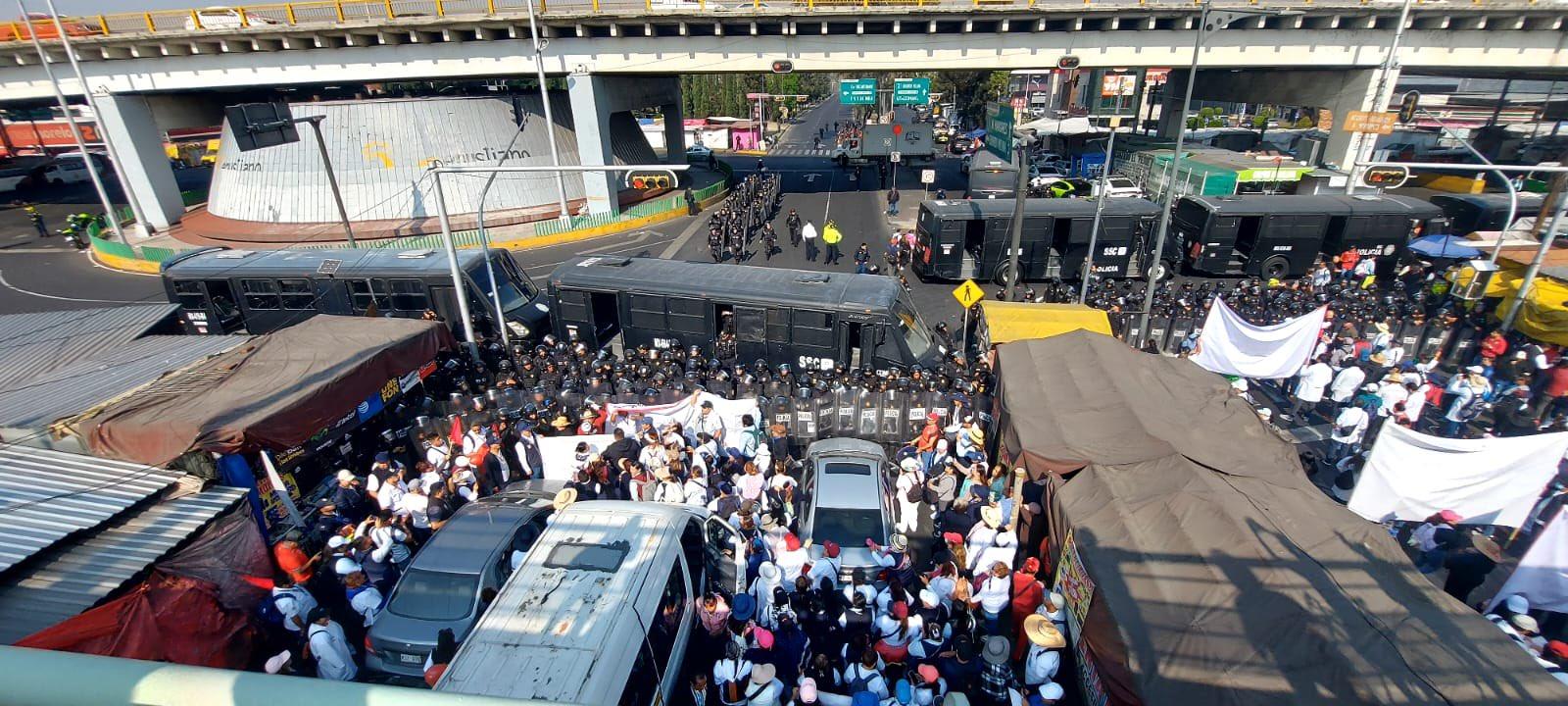 Transportistas paralizan la megalópolis por marchas y bloqueos 