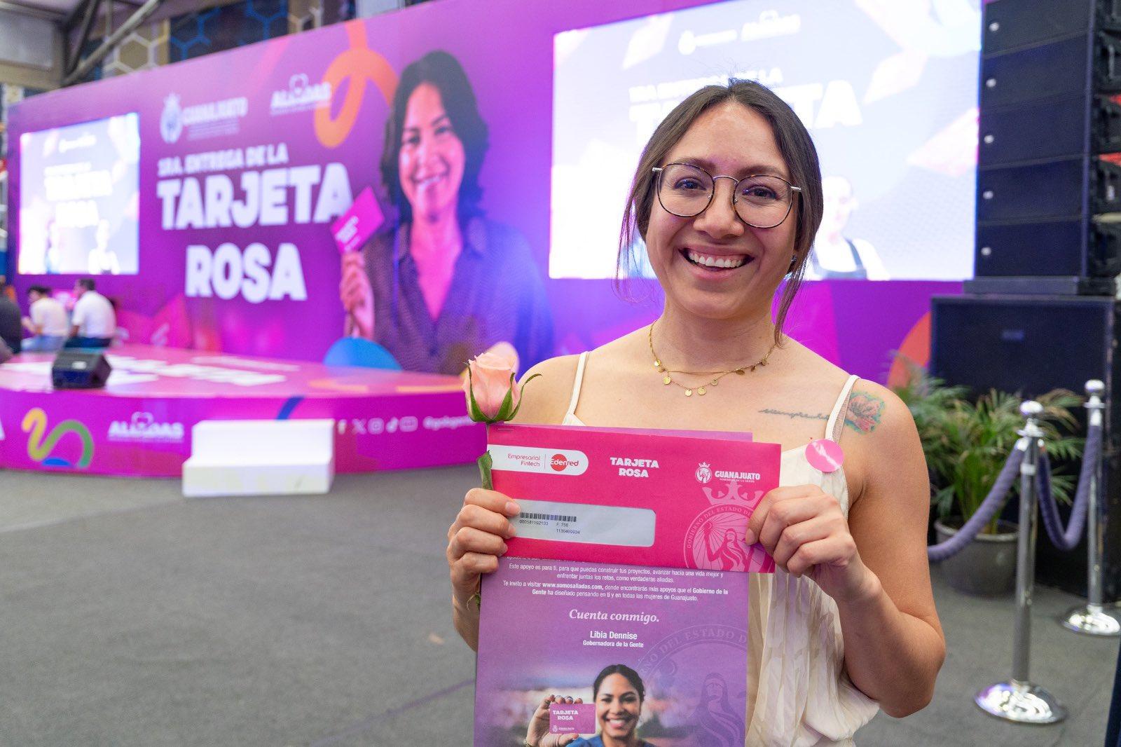 Arranca la entrega de tarjetas rosas en Guanajuato