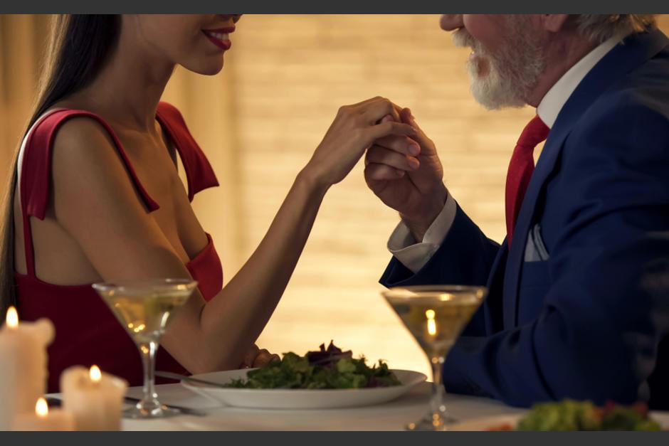 Historia de vida: ¡Auxilio! Un hombre mayor se obsesionó conmigo