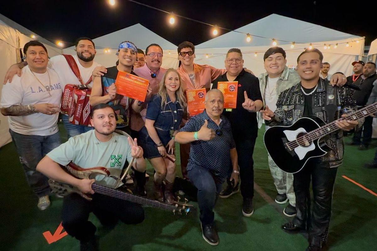 La Bestia Grupera  reconoció el talento y logros de Grupo Firme en Mexicali