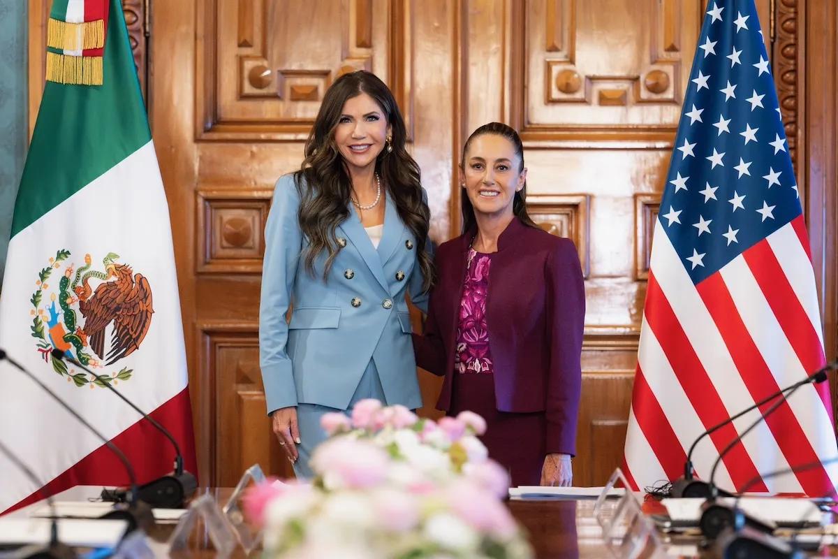 Sheinbaum va por spots gringos que se transmiten en la televisión mexicana