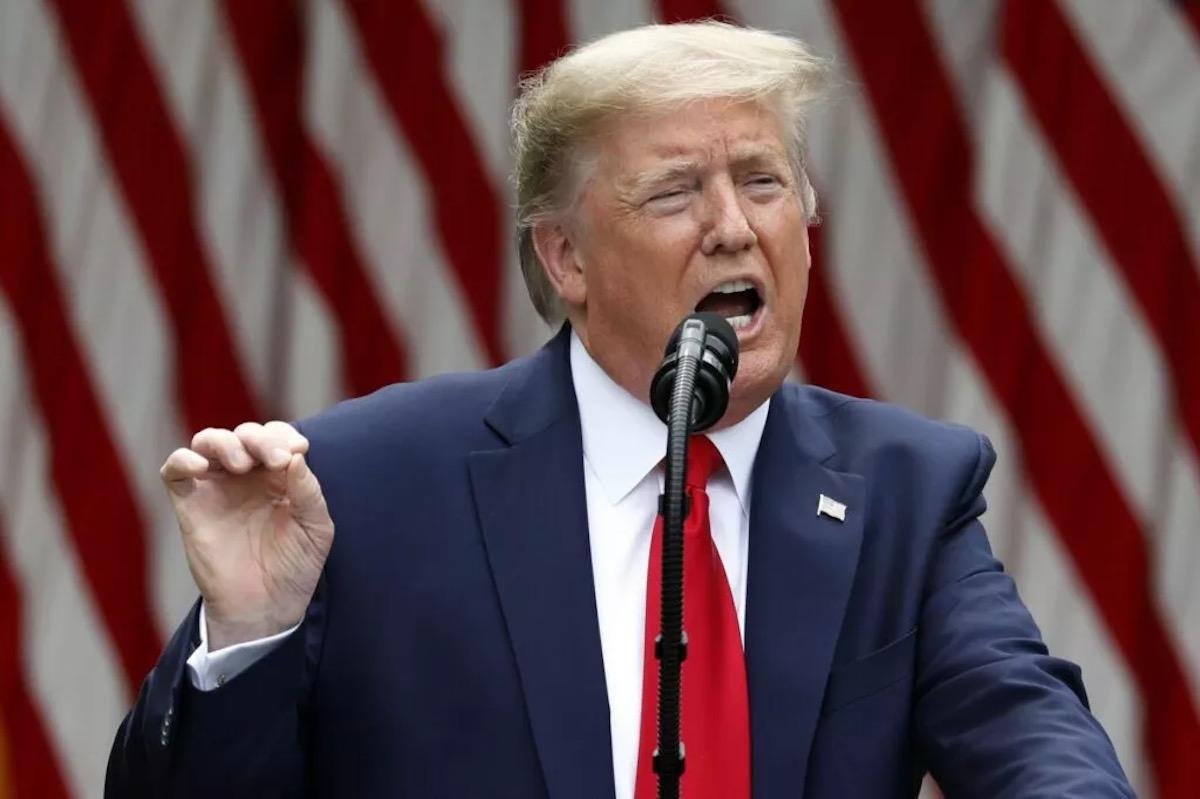 Trump eleva al 104% los aranceles a China