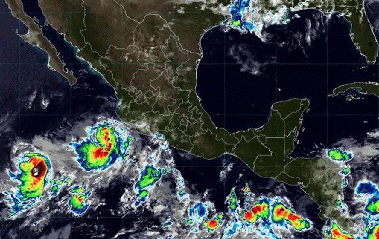 Bárbara se convierte en huracán categoría 1