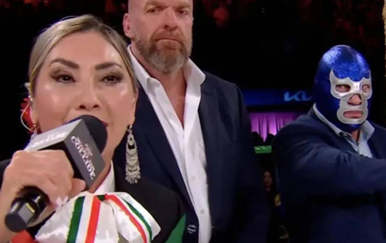 Deyra Barrera ofrece disculpas tras error al entonar el Himno Nacional
