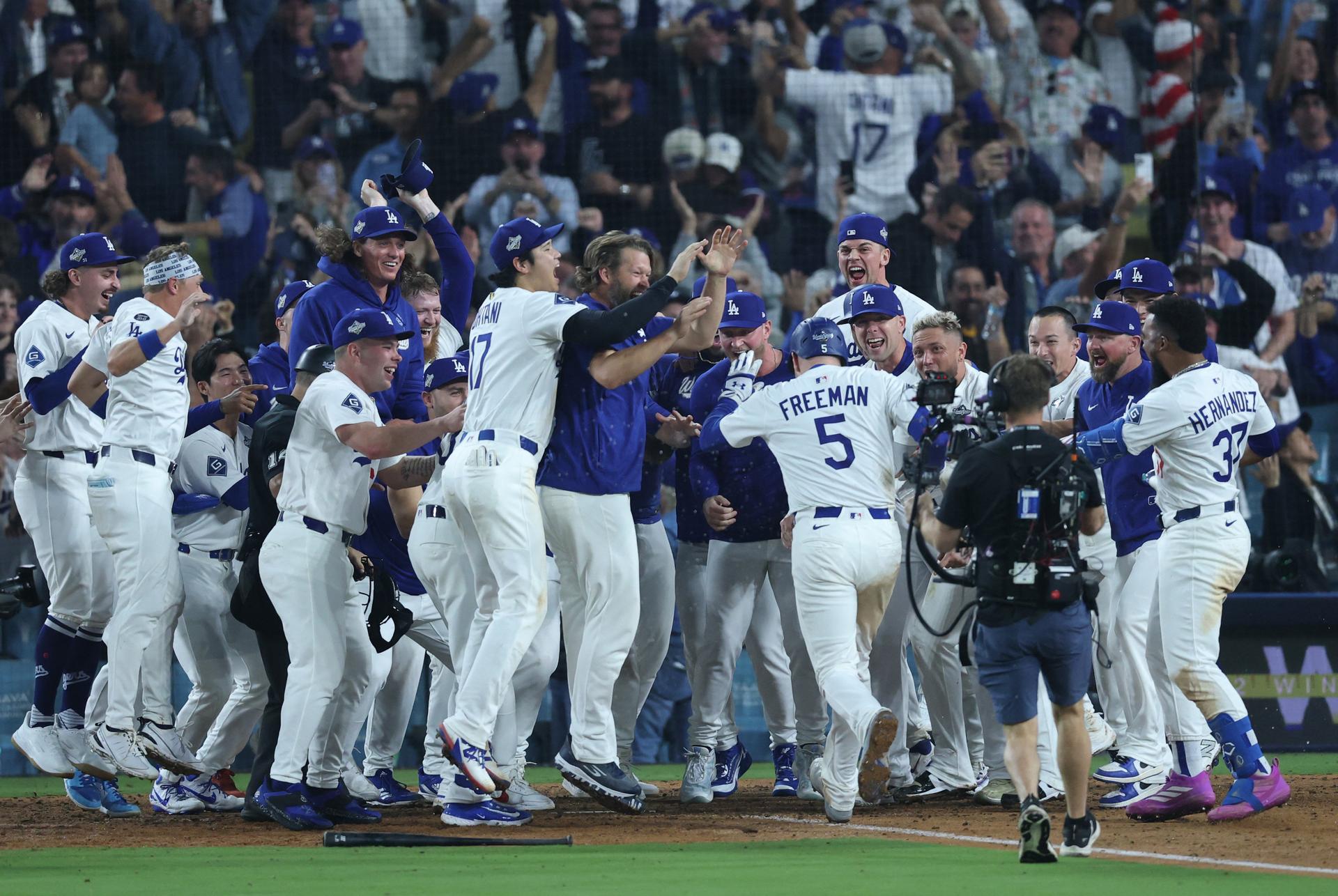 Los Dodgers se ponen en la delantera de La Serie Mundial