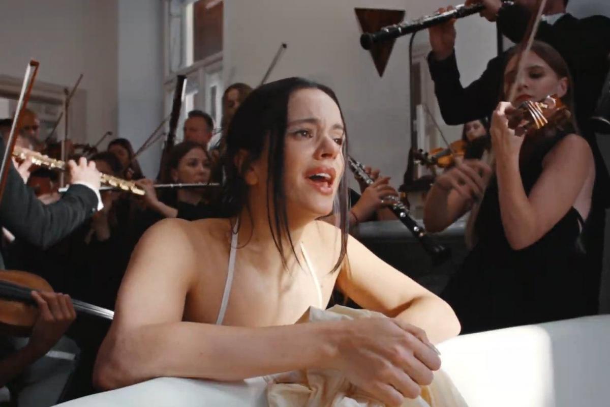 Rosalía estrena “Berghain” junto a Björk como adelanto de su nuevo álbum LUX